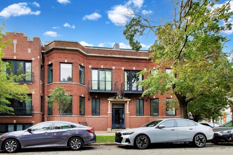 Photo of 1457 W Fletcher Street #1, Chicago, IL 60657 (MLS # 12755058)