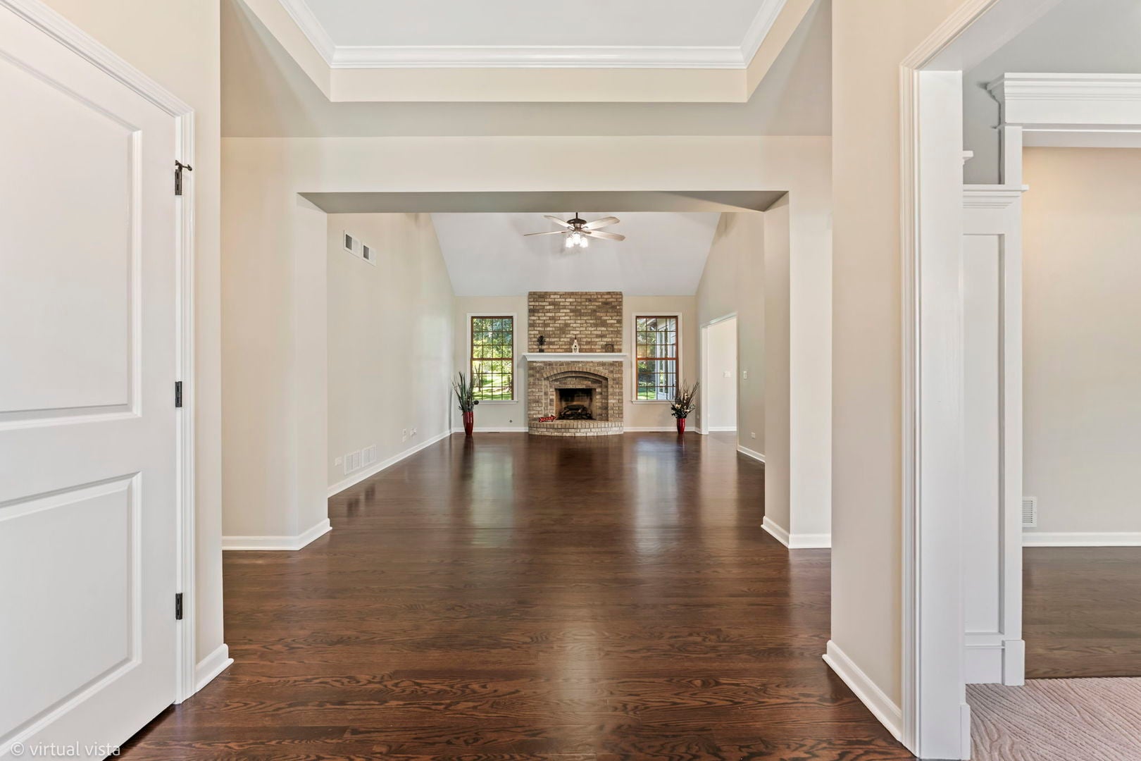 3401 Thunderbird Lane