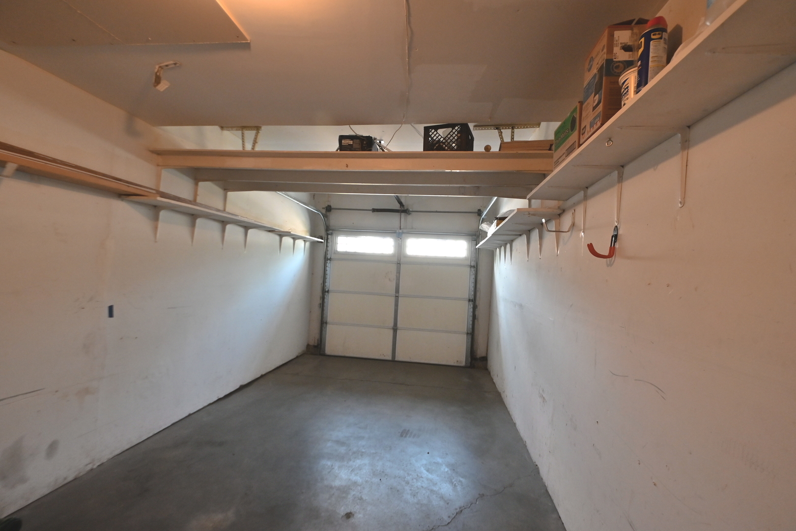 Vernon Hills, Illinois 60061, United States, 2 Bedrooms Bedrooms, ,2 BathroomsBathrooms,Residential,Contingent,202951