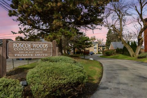 Tiny photo for 6568 W Roscoe Street #2N, Chicago, IL 60634 (MLS # 12559043)