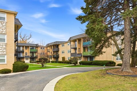 Tiny photo for 6568 W Roscoe Street #2N, Chicago, IL 60634 (MLS # 12559043)