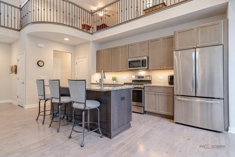 Tiny photo for 1815 Torrey Parkway, Libertyville, IL 60048 (MLS # 12747907)