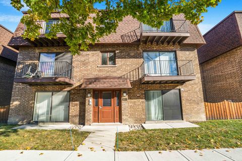 A home in Des Plaines