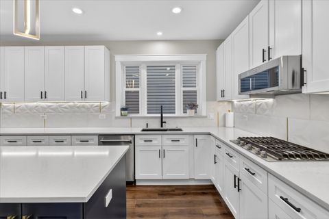 Tiny photo for 3426 N ALBANY Avenue, Chicago, IL 60618 (MLS # 12606344)