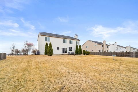 Tiny photo for 883 Prairie Crossing Drive, Yorkville, IL 60560 (MLS # 12567376)