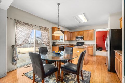 Tiny photo for 883 Prairie Crossing Drive, Yorkville, IL 60560 (MLS # 12567376)