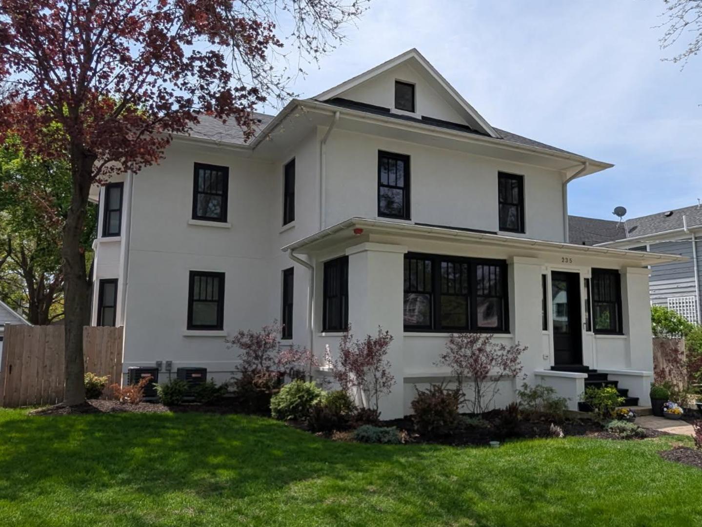 235 W Lincoln Avenue