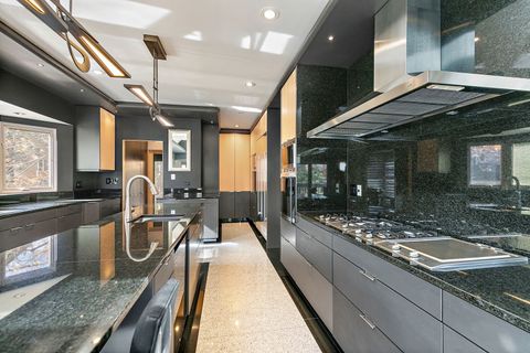 Tiny photo for 45 Tartan Lakes Drive, Westmont, IL 60559 (MLS # 12511437)