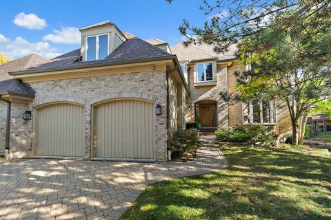 Photo of 45 Tartan Lakes Drive, Westmont, IL 60559 (MLS # 12511437)