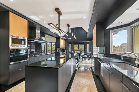 Tiny photo for 45 Tartan Lakes Drive, Westmont, IL 60559 (MLS # 12511437)