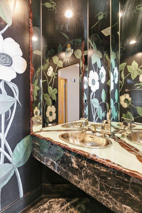 Tiny photo for 45 Tartan Lakes Drive, Westmont, IL 60559 (MLS # 12511437)