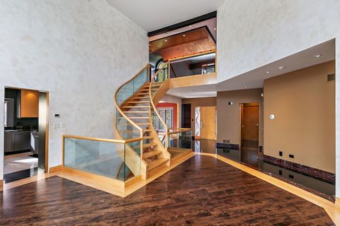 Tiny photo for 45 Tartan Lakes Drive, Westmont, IL 60559 (MLS # 12511437)