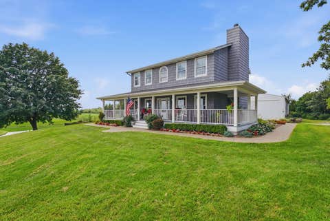 Photo of 1531 Western Avenue, Blue Grass, IA 52726 (MLS # 12730482)