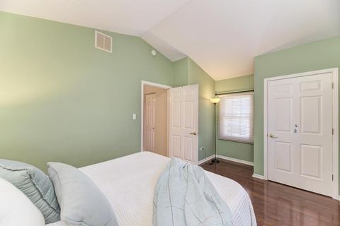 Tiny photo for 833 HAVENSHIRE Road #833, Naperville, IL 60565 (MLS # 12608134)