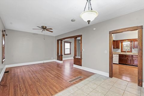Tiny photo for 113 E Columbus Street, Sibley, IL 61773 (MLS # 12538281)