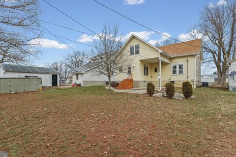 Tiny photo for 113 E Columbus Street, Sibley, IL 61773 (MLS # 12538281)