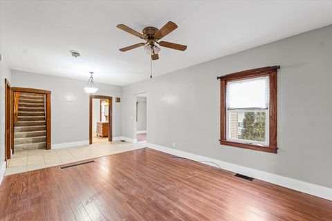 Tiny photo for 113 E Columbus Street, Sibley, IL 61773 (MLS # 12538281)