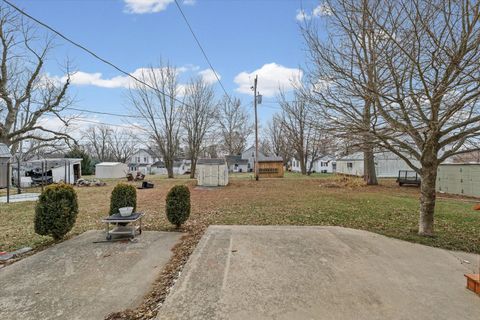 Tiny photo for 113 E Columbus Street, Sibley, IL 61773 (MLS # 12538281)