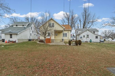 Tiny photo for 113 E Columbus Street, Sibley, IL 61773 (MLS # 12538281)