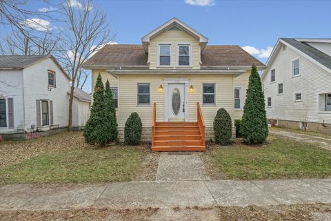 Tiny photo for 113 E Columbus Street, Sibley, IL 61773 (MLS # 12538281)