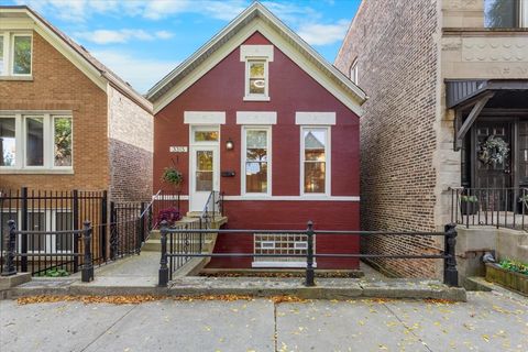 Photo of 3315 S Lowe Avenue, Chicago, IL 60616 (MLS # 12481427)
