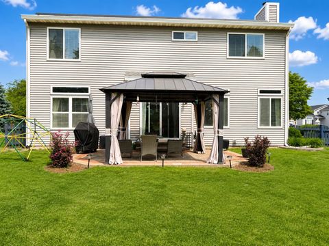 Tiny photo for 1969 Baldwin Way, Bolingbrook, IL 60490 (MLS # 12650974)