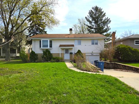 Photo of 5921 Blodgett Avenue, Downers Grove, IL 60516 (MLS # 12618732)