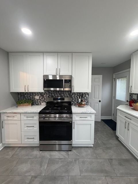 Tiny photo for 333 Elm Street, Glen Ellyn, IL 60137 (MLS # 12534132)