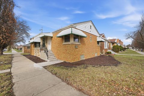 2658 W 83rd Street Chicago IL 60652