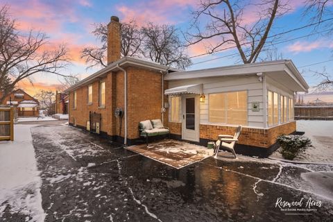 Tiny photo for 7329 W 55th Place, Summit, IL 60501 (MLS # 12592521)