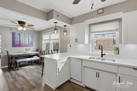 Tiny photo for 7329 W 55th Place, Summit, IL 60501 (MLS # 12592521)