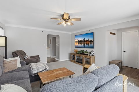 Tiny photo for 7329 W 55th Place, Summit, IL 60501 (MLS # 12592521)