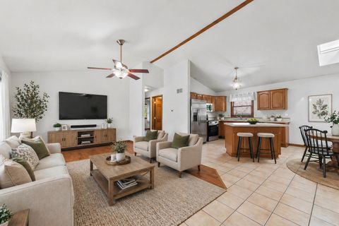 Tiny photo for 5214 PARKVIEW Drive, Mccullom Lake, IL 60050 (MLS # 12630368)