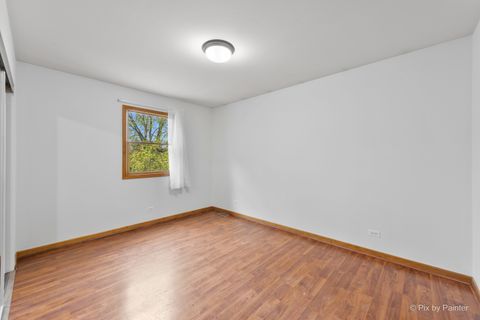 Tiny photo for 5214 PARKVIEW Drive, Mccullom Lake, IL 60050 (MLS # 12630368)