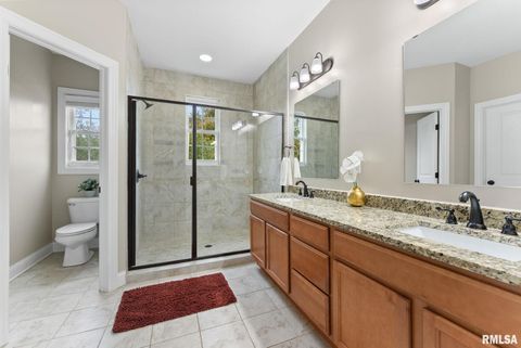 Tiny photo for 17 Greystone Court, Le Claire, IA 52753 (MLS # QC4268757)