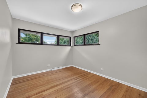 Tiny photo for 392 WINDSOR Avenue, Glen Ellyn, IL 60137 (MLS # 12736061)