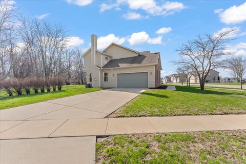 Tiny photo for 1808 Blue Bird Drive, Mahomet, IL 61853 (MLS # 12591610)