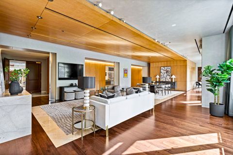 Tiny photo for 65 E GOETHE Street #3W, Chicago, IL 60610 (MLS # 12651986)