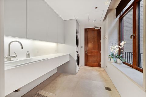 Tiny photo for 65 E GOETHE Street #3W, Chicago, IL 60610 (MLS # 12651986)