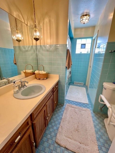 Tiny photo for 700 Longview Drive, Countryside, IL 60525 (MLS # 12590577)