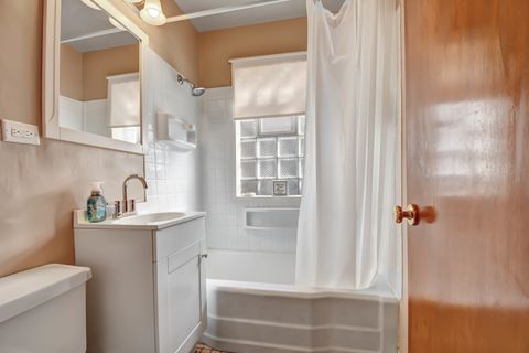 Tiny photo for 9041 S East End Avenue, Chicago, IL 60617 (MLS # 12473950)