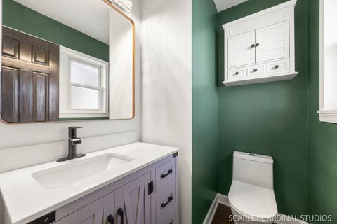 Tiny photo for 619 Oakton Street, Elk Grove Village, IL 60007 (MLS # 12490307)