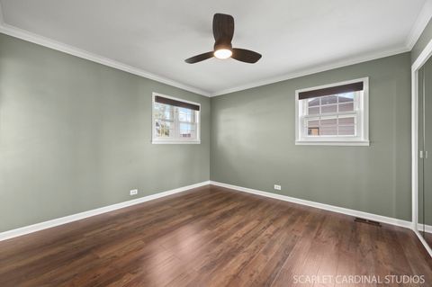 Tiny photo for 619 Oakton Street, Elk Grove Village, IL 60007 (MLS # 12490307)