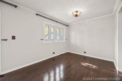 Tiny photo for 619 Oakton Street, Elk Grove Village, IL 60007 (MLS # 12490307)