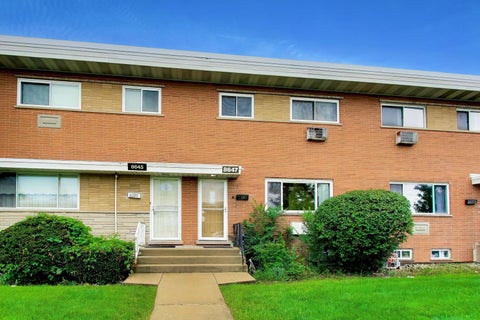 Tiny photo for 8647 Gregory Lane, Des Plaines, IL 60016 (MLS # 12774091)