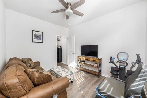 Tiny photo for 1013 Fitzwilliam Way, North Aurora, IL 60542 (MLS # 12558642)