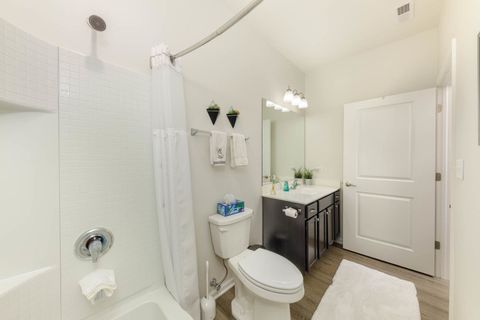 Tiny photo for 1013 Fitzwilliam Way, North Aurora, IL 60542 (MLS # 12558642)