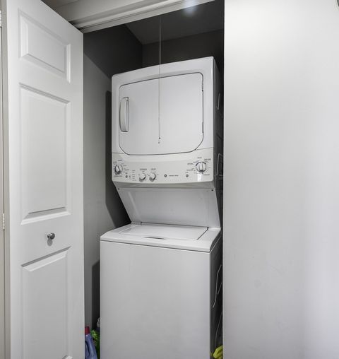 Tiny photo for 7091 W Touhy Avenue #505, Niles, IL 60714 (MLS # 12592621)