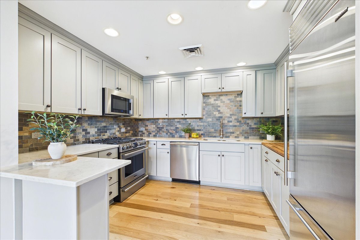 977 Harris Road 25