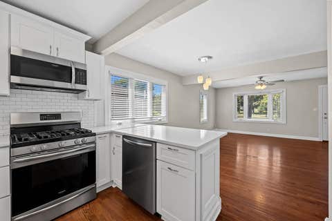 Tiny photo for 337 Sheldon Avenue, Downers Grove, IL 60515 (MLS # 12738029)